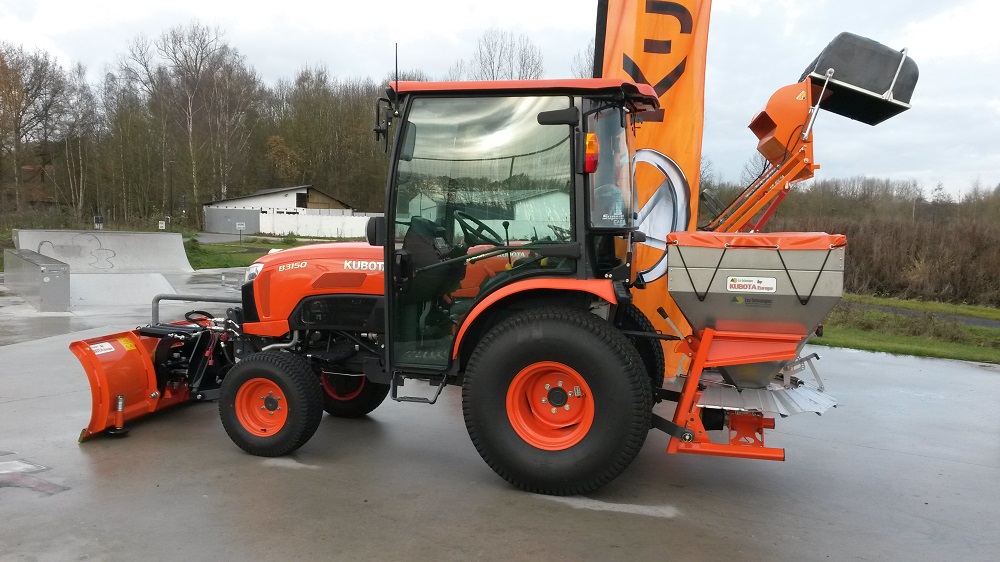 KUBOTA B3150 USZCZELKA GŁOWICY